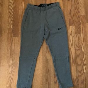 Nike jogger gray mens size medium
